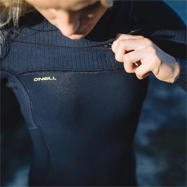 2026 O'Neill Womens Hyperfreak+ 4/3mm Chest Zip Wetsuit 5349 - Black